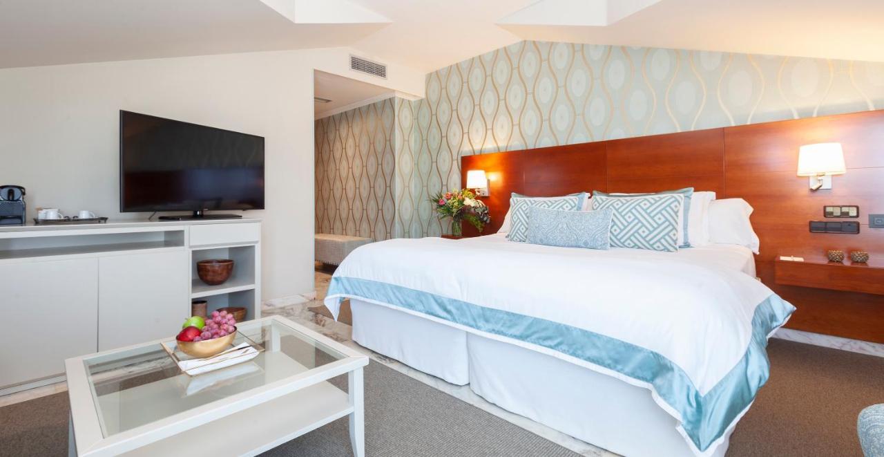 Hotel Carlos I Silgar 산신소 외부 사진