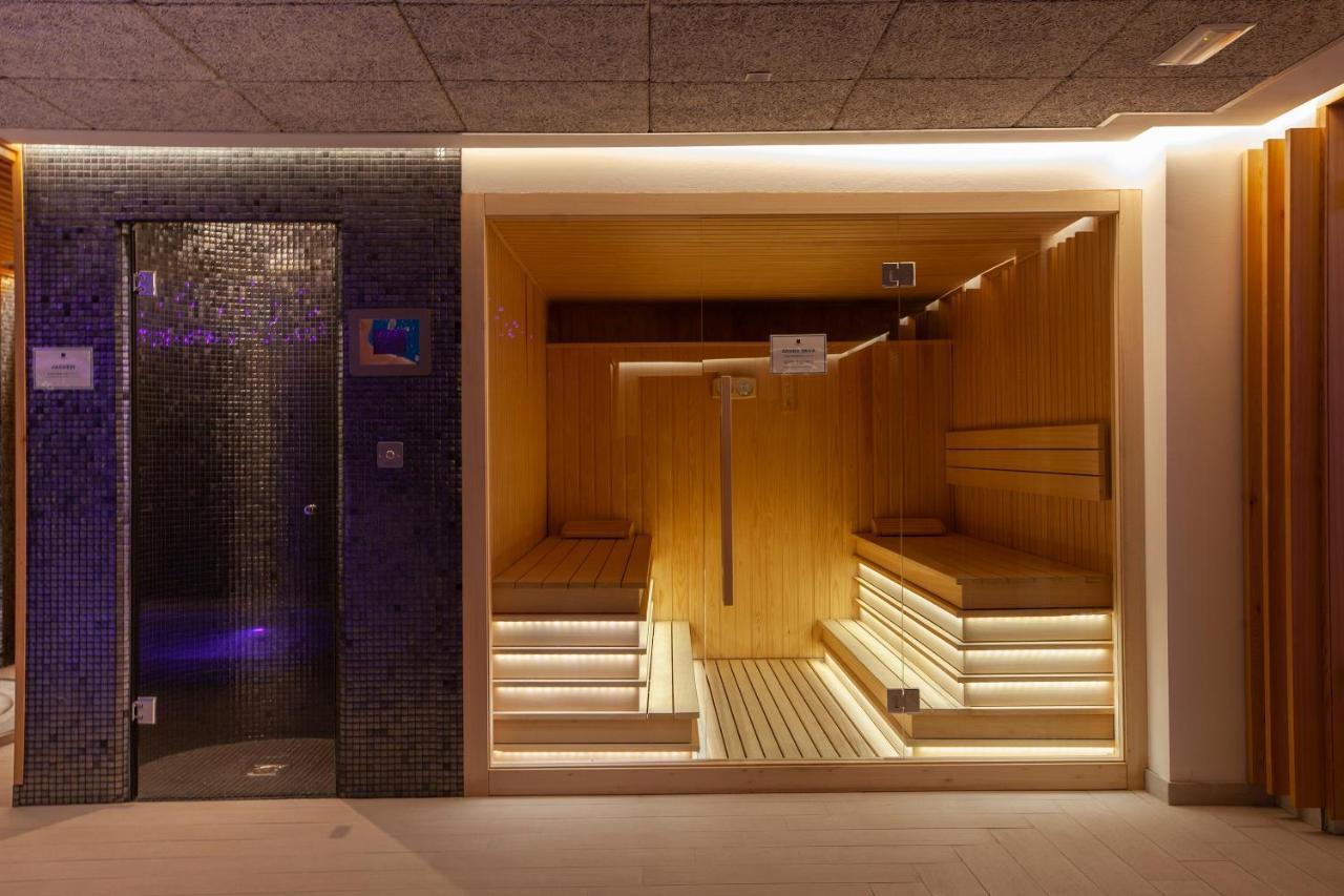 Hotel Carlos I Silgar 산신소 외부 사진